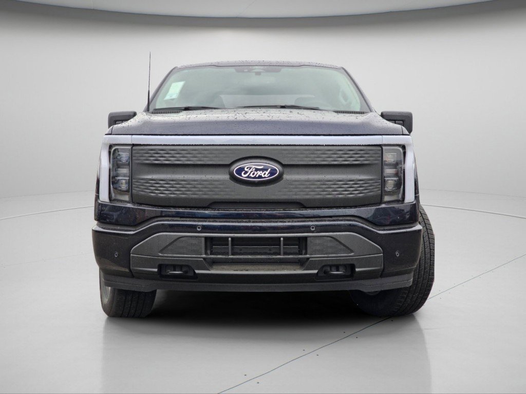 New 2025 Ford F150 Lightning Flash image 2