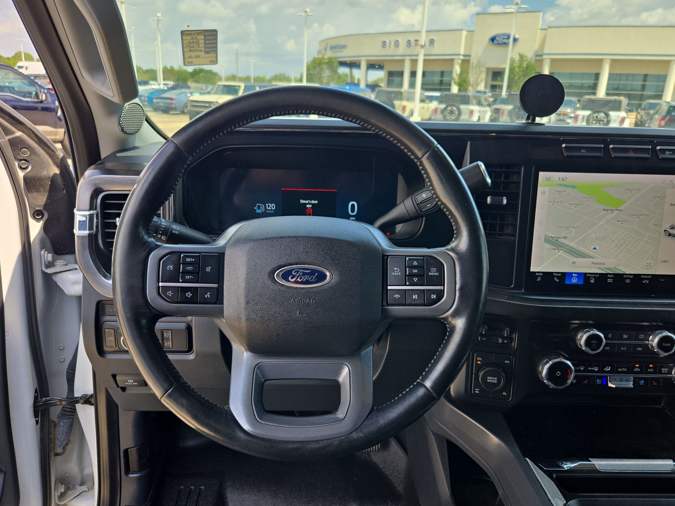Used 2024 Ford F250 Lariat w/ Black Appearance Package AWD/4WD image 29