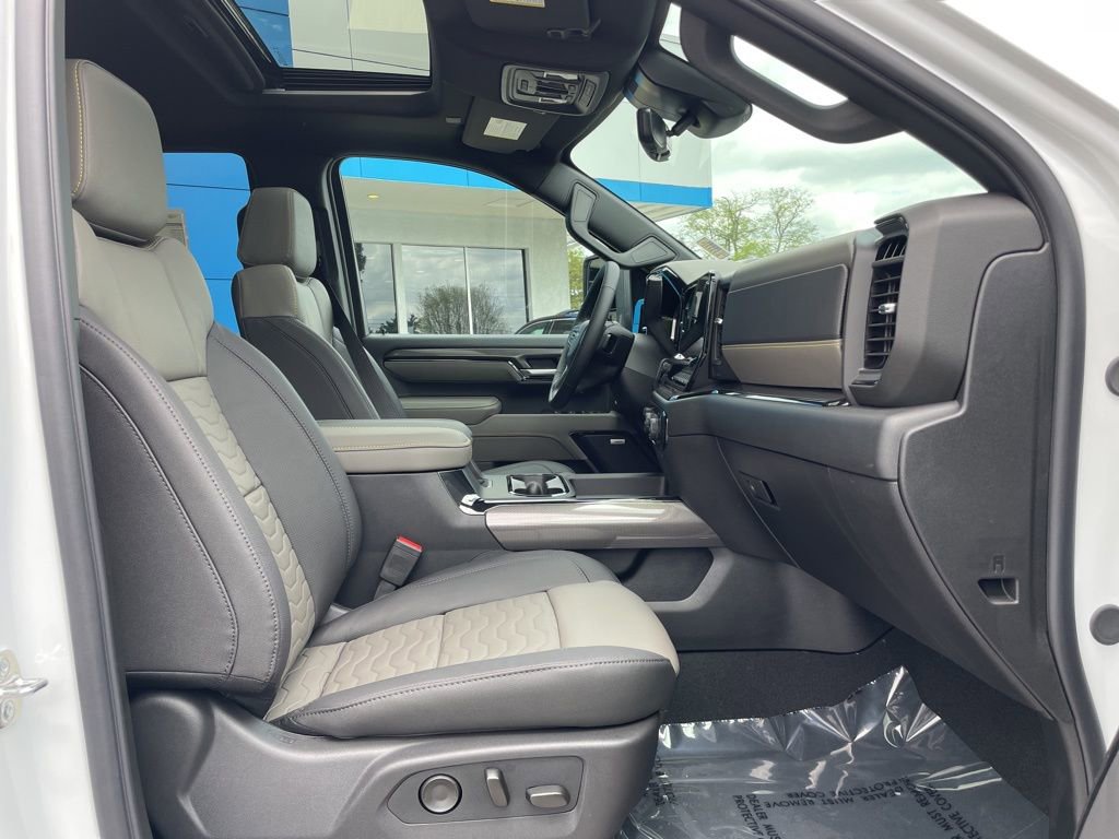 New 2026 Chevrolet Silverado 2500 ZR2 AWD/4WD image 24