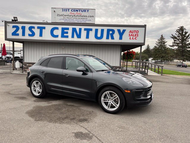 Used 2023 Porsche Macan w/ Premium Package Plus AWD/4WD image 1