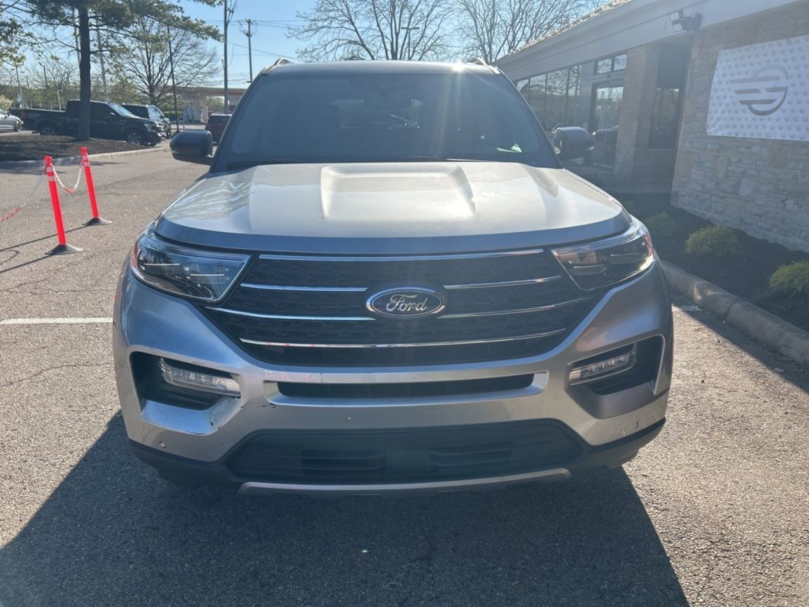 Used 2024 Ford Explorer XLT w/ Equipment Group 202A image 3