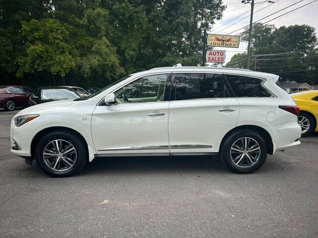 Used 2019 INFINITI QX60 Luxe w/ Essential Package AWD/4WD image 2