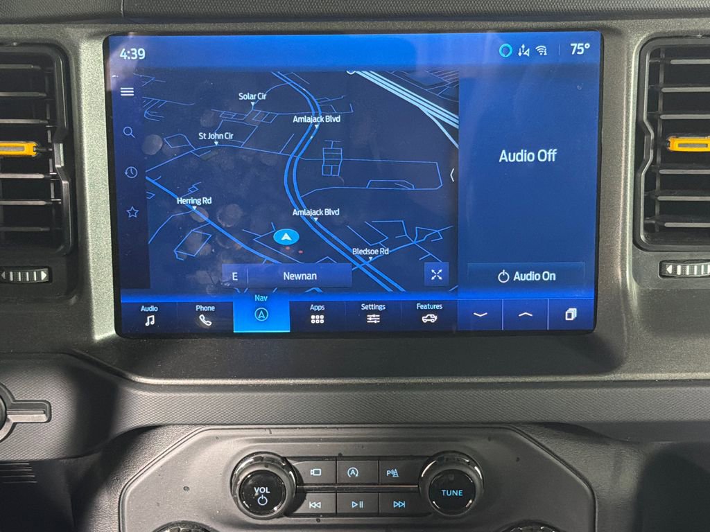 Used 2024 Ford Bronco Badlands AWD/4WD image 2