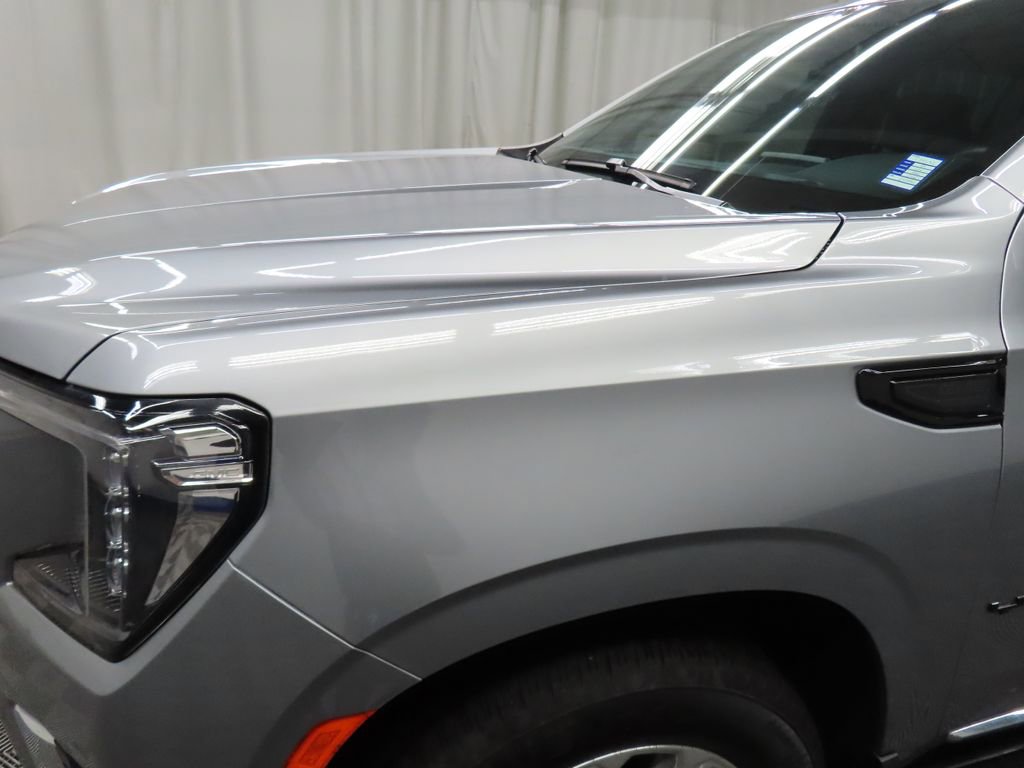 Used 2024 GMC Yukon SLT w/ SLT Luxury Package image 45
