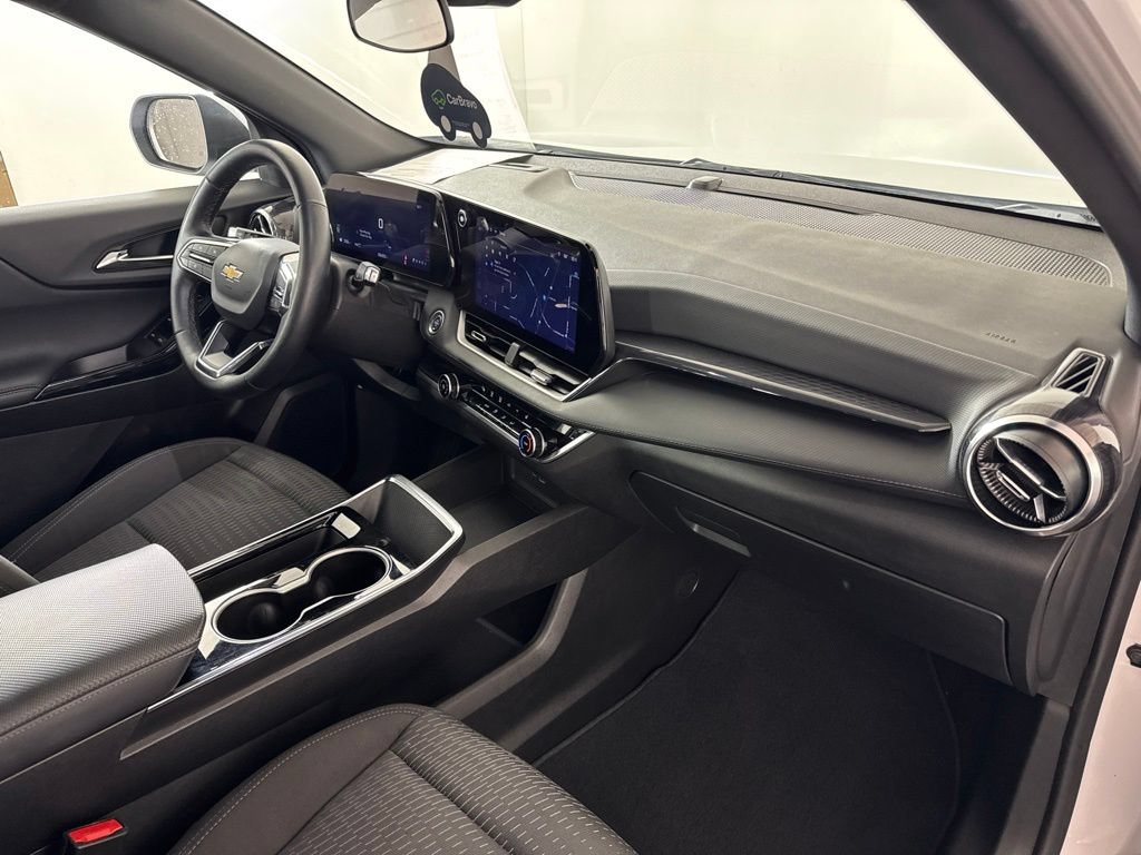 Certified 2025 Chevrolet Equinox LT AWD/4WD image 45