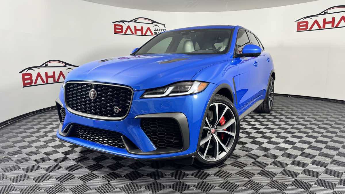 Used 2022 Jaguar F-PACE SVR AWD/4WD image 3