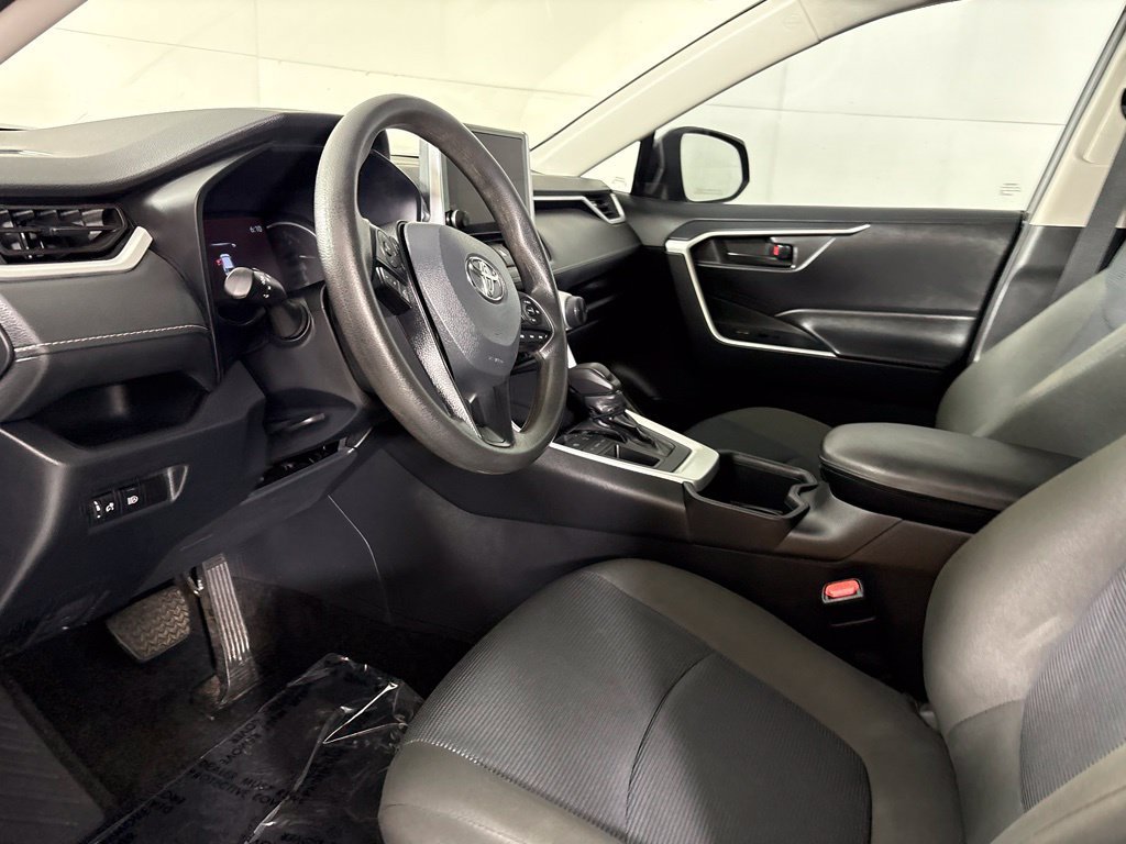 Used 2024 Toyota RAV4 LE FWD image 22