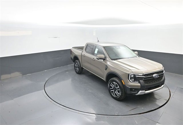 New 2025 Ford Ranger Lariat w/ FX4 Off-Road Package image 16