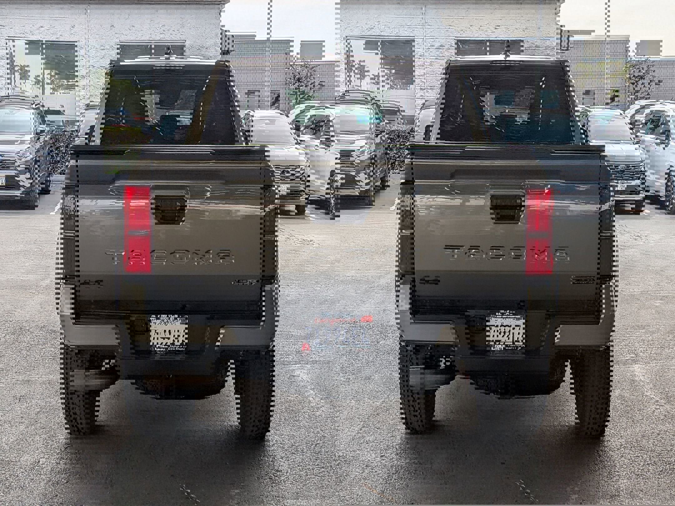 Used 2025 Toyota Tacoma TRD Off-Road image 3