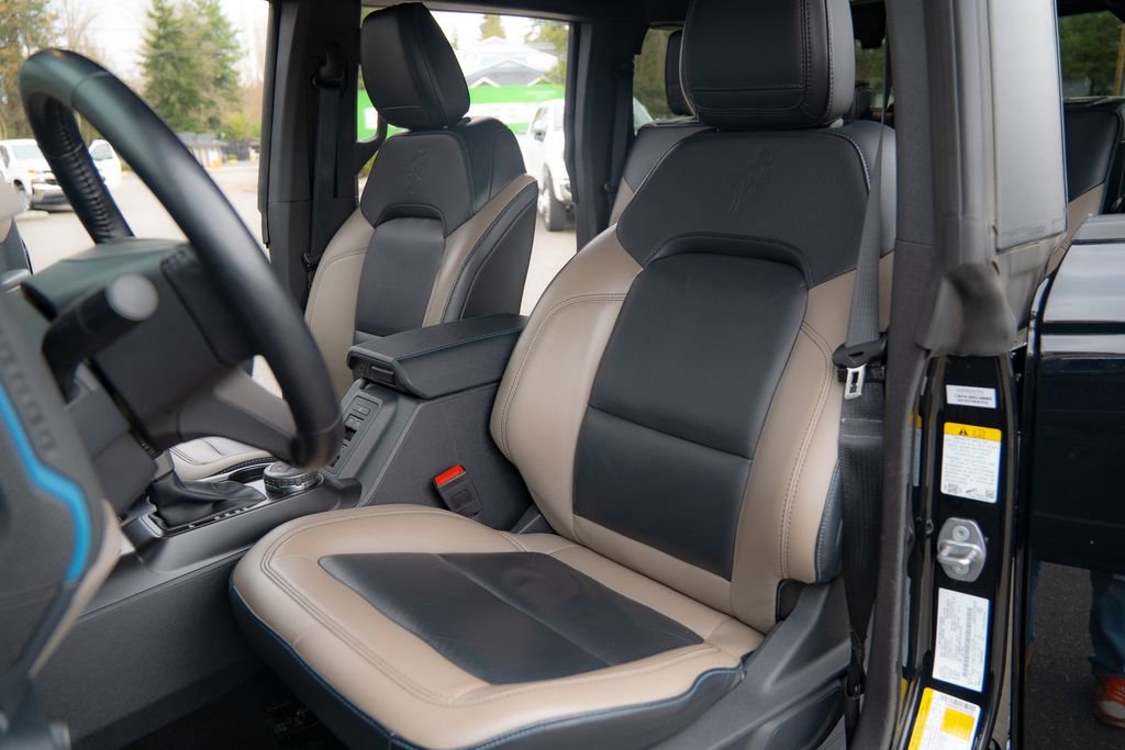 Used 2024 Ford Bronco Wildtrak image 11