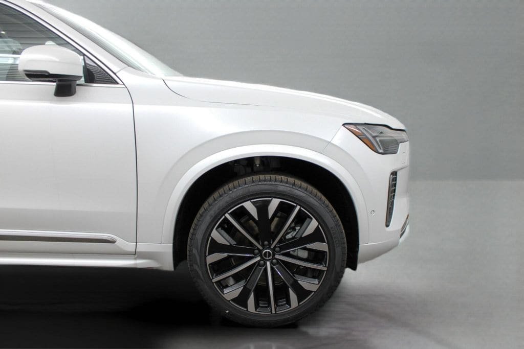 New 2026 Volvo XC90 B6 Ultra w/ Protection Package AWD/4WD image 31
