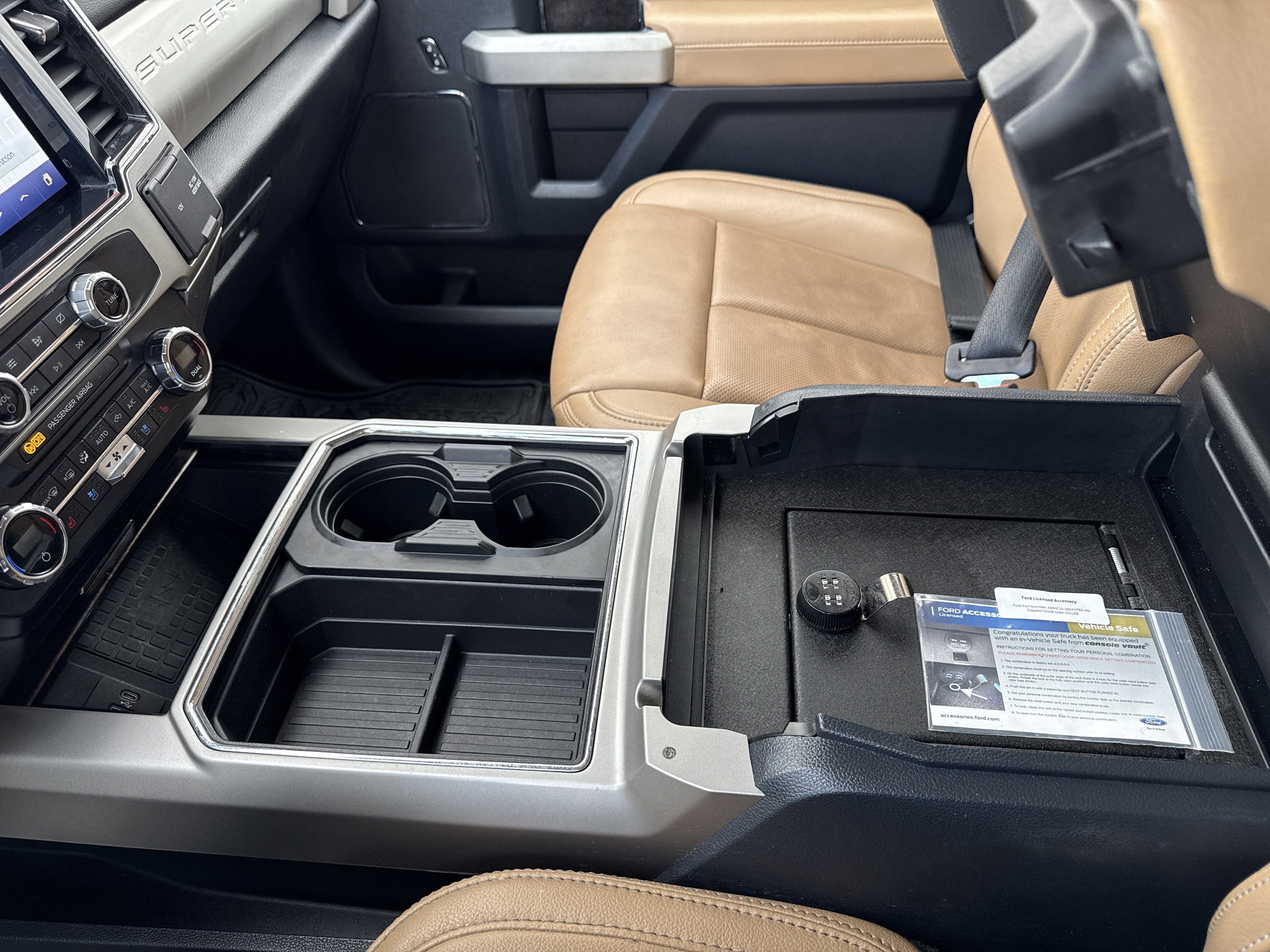 Used 2022 Ford F250 Lariat w/ Lariat Ultimate Package image 30