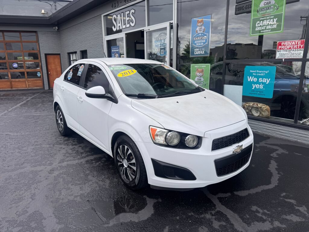 Used 2014 Chevrolet Sonic LS FWD image 4