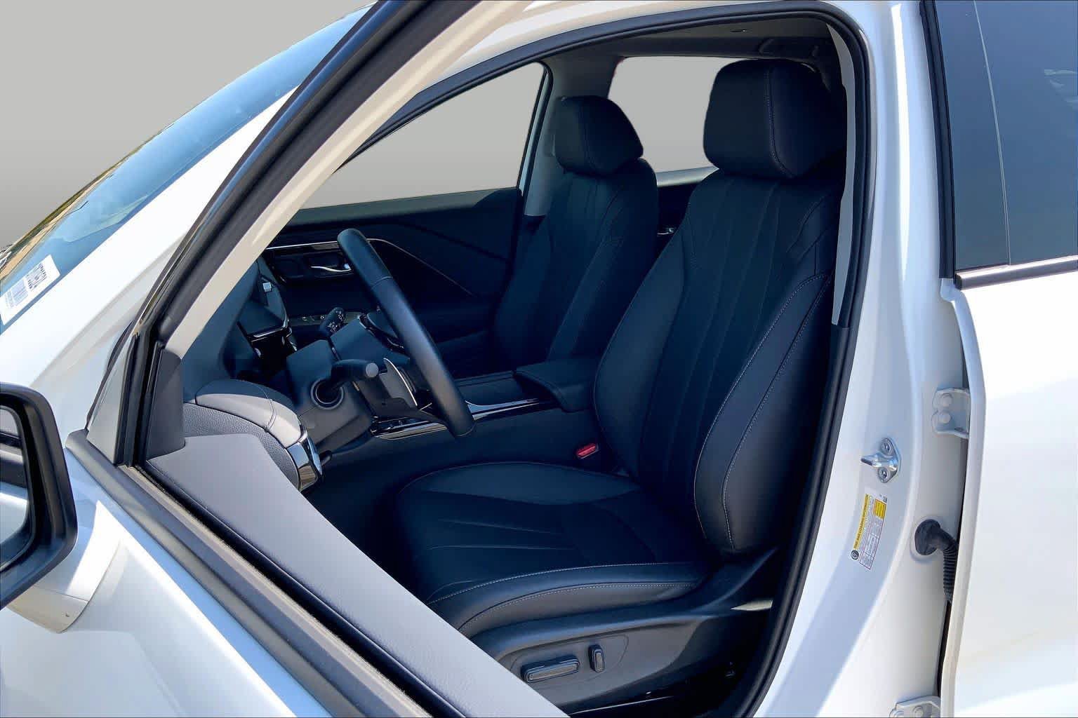 Used 2025 Acura ADX AWD image 8
