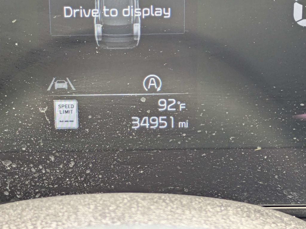 Used 2024 Kia Sportage EX FWD image 31