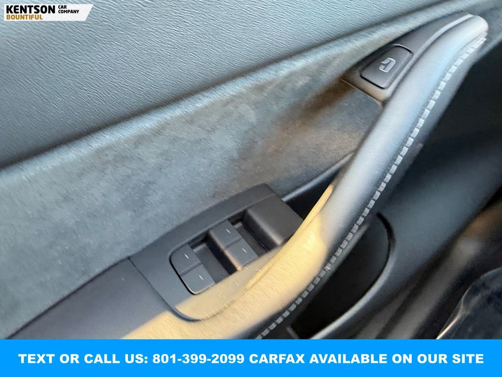 Used 2021 Tesla Model Y Long Range image 17