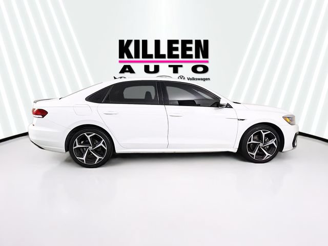 Used 2022 Volkswagen Passat 2.0T R-Line FWD image 8