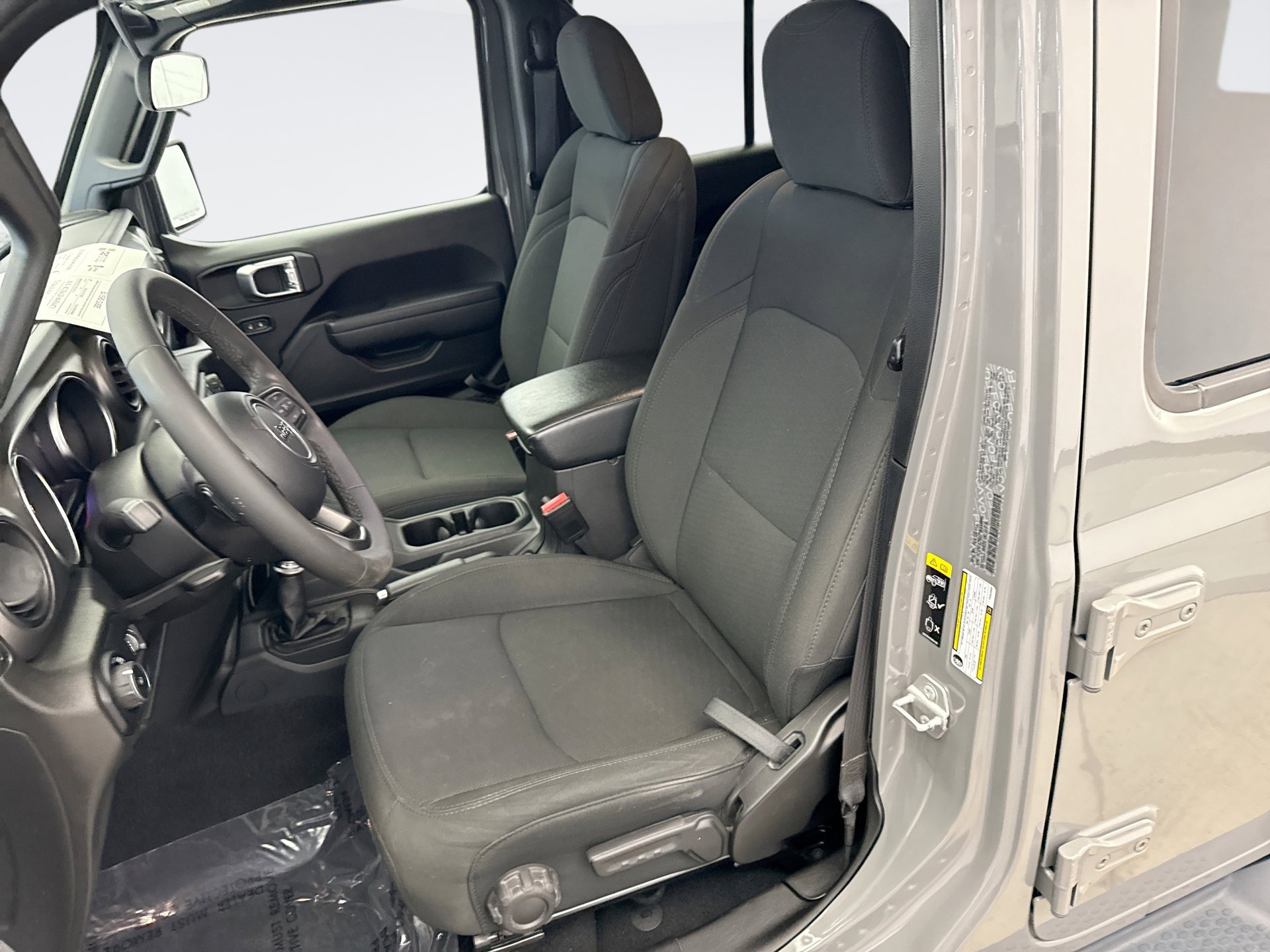 Used 2023 Jeep Wrangler Unlimited Sport image 11