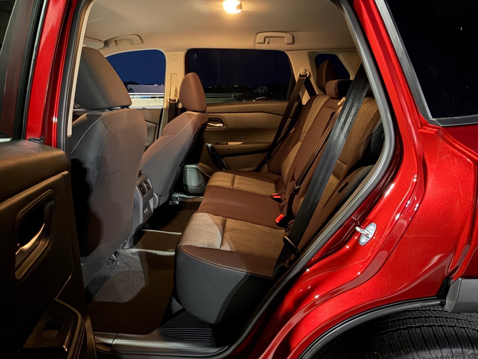 New 2027 Nissan Rogue SV FWD image 10