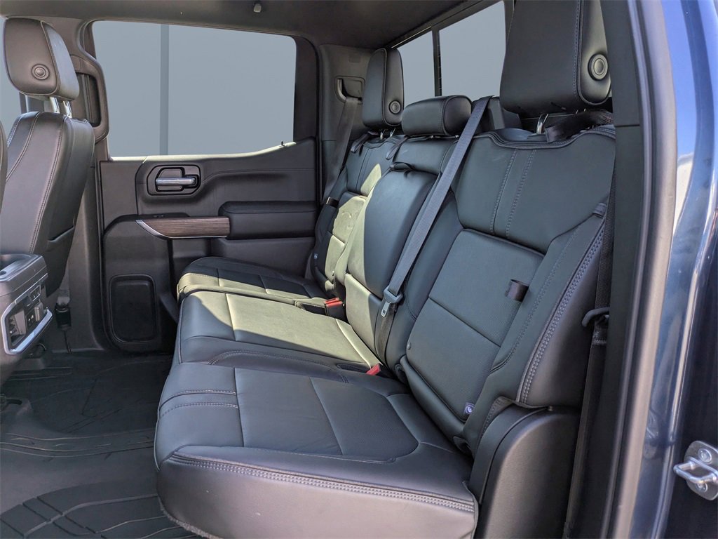 Used 2020 Chevrolet Silverado 1500 High Country image 13