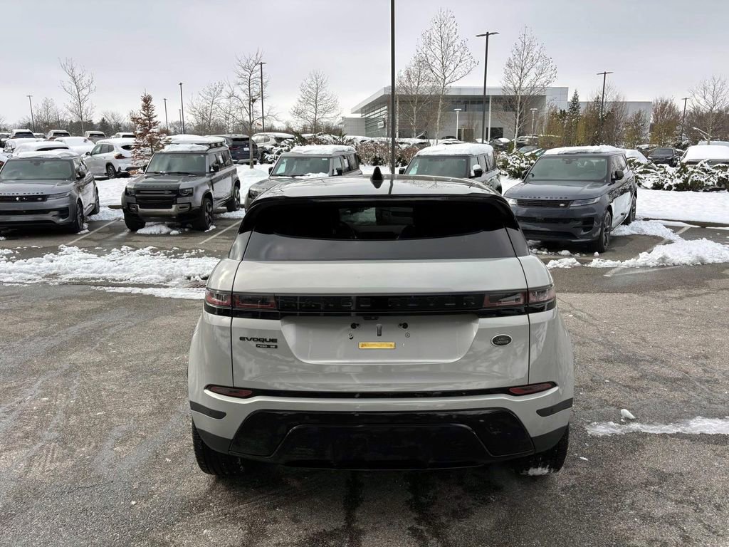 Used 2020 Land Rover Range Rover Evoque SE image 6