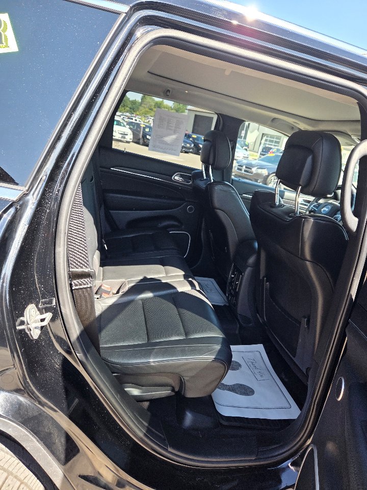 Used 2018 Jeep Grand Cherokee Summit image 13