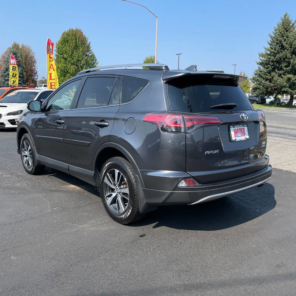 Used 2018 Toyota RAV4 XLE image 3