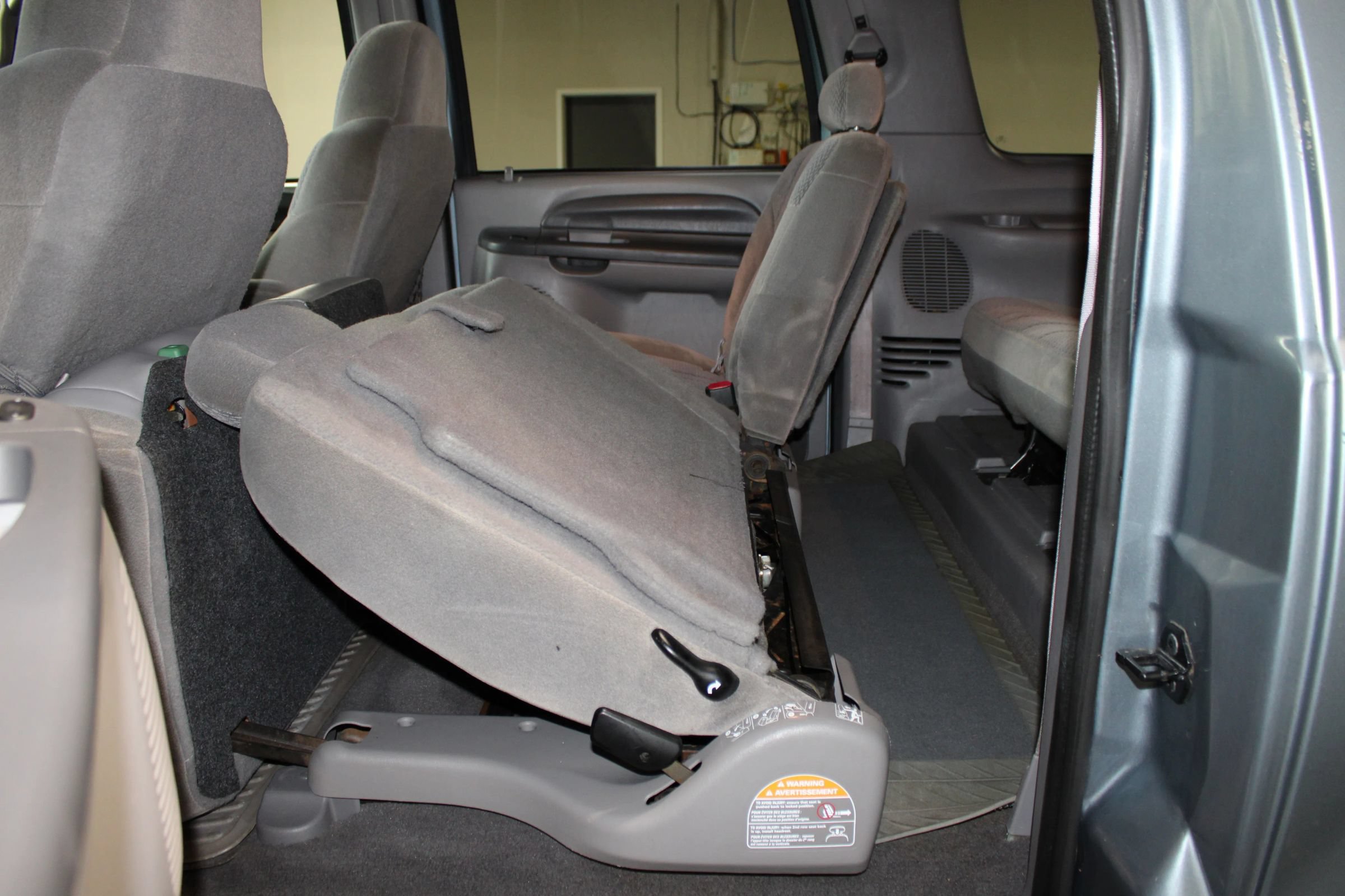 Used 2000 Ford Excursion XLT AWD/4WD image 25