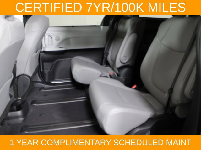 Used 2026 Toyota Sienna XLE AWD/4WD image 13