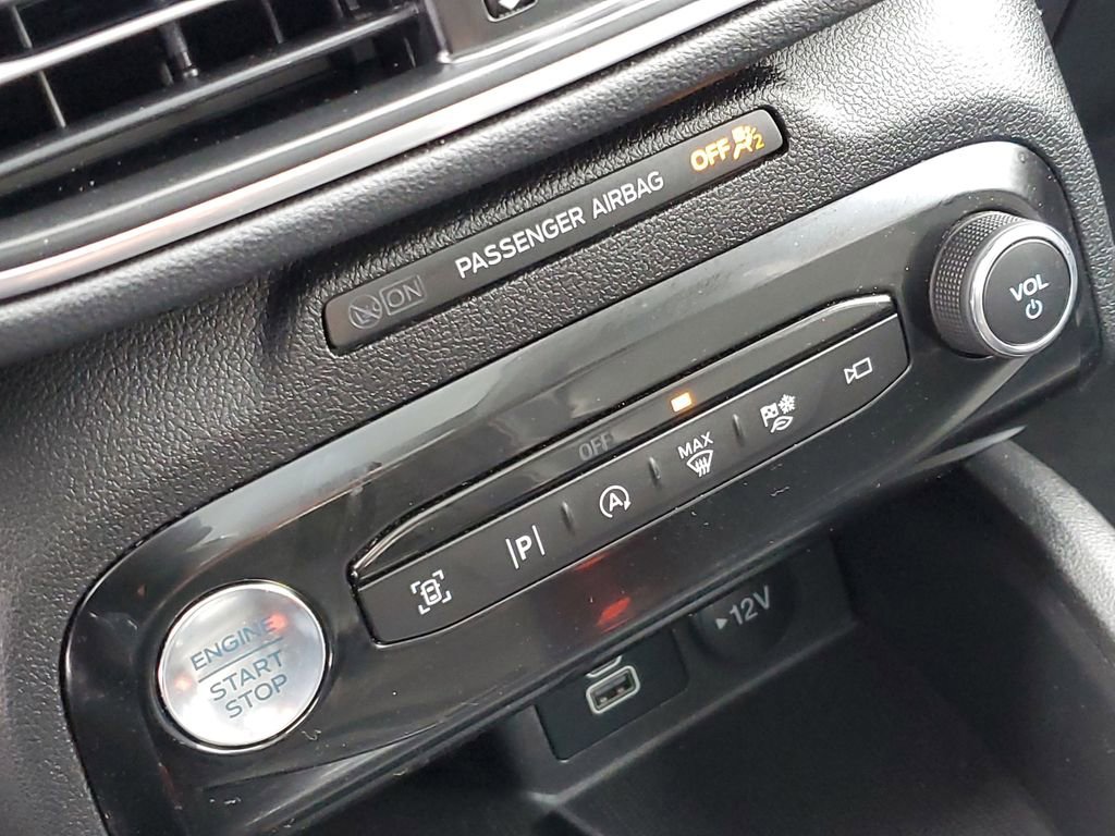 Used 2024 Ford Escape Platinum image 22