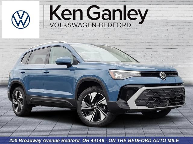 New 2026 Volkswagen Taos SE AWD/4WD image 1