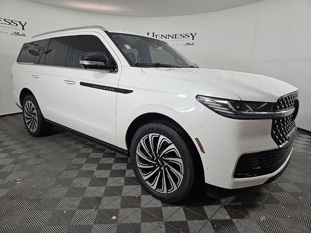 Used 2025 Lincoln Navigator Black Label image 4