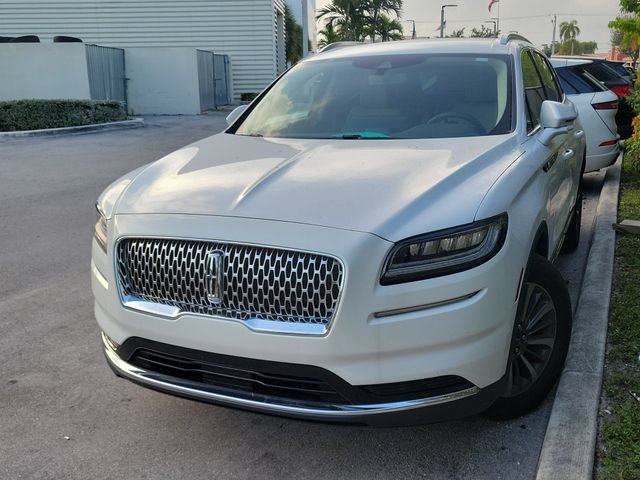 Certified 2022 Lincoln Nautilus FWD w/ Premium Package image 3