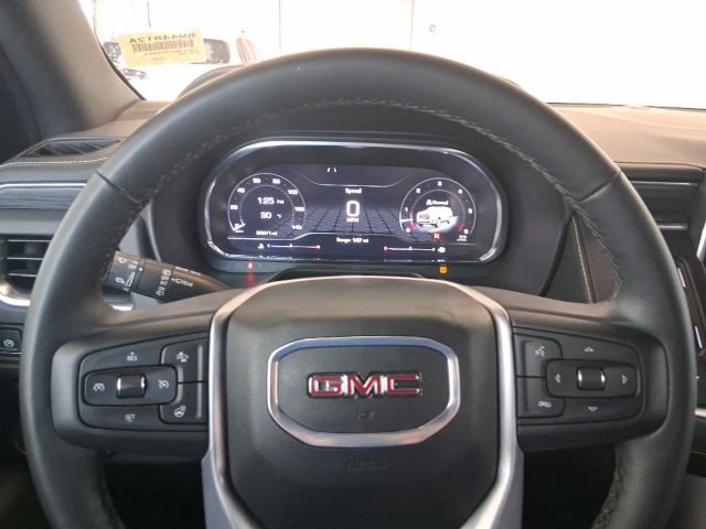 Used 2024 GMC Yukon SLT w/ SLT Luxury Package RWD image 8