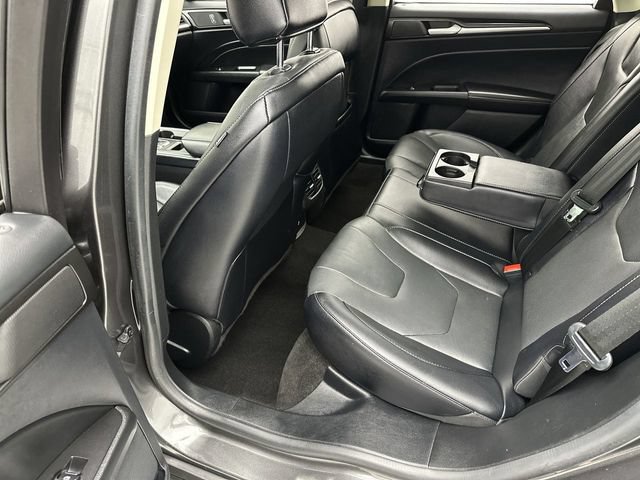 Used 2020 Ford Fusion Titanium AWD/4WD image 23
