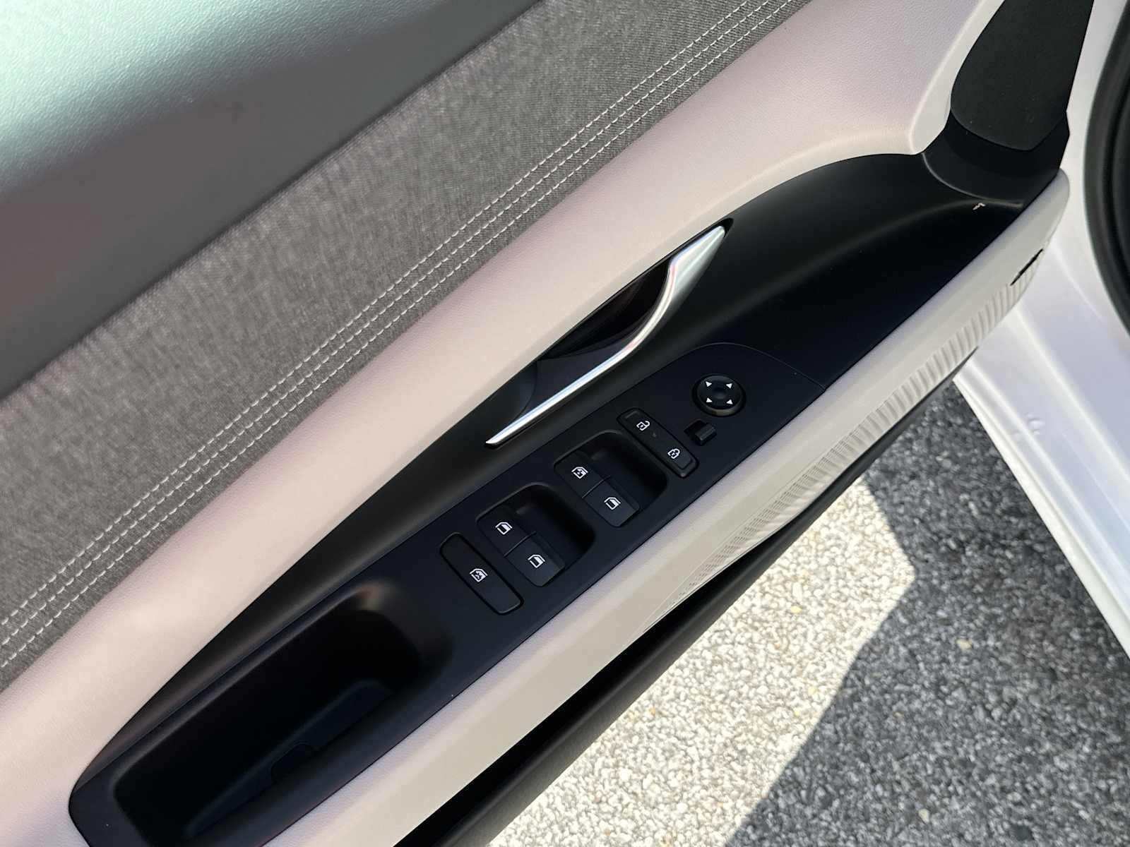 New 2026 Hyundai Elantra Limited w/ Cargo Package image 15