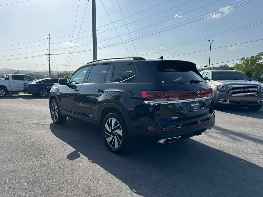 Used 2024 Volkswagen Atlas SE AWD/4WD image 5