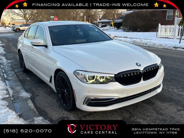 Used 2019 BMW 540i w/ Luxury Seating Package image 3