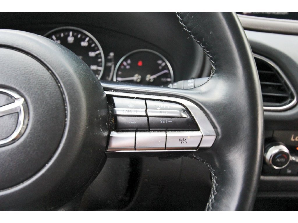 Used 2021 MAZDA CX-30 FWD 2.5 S w/ Premium Package image 17