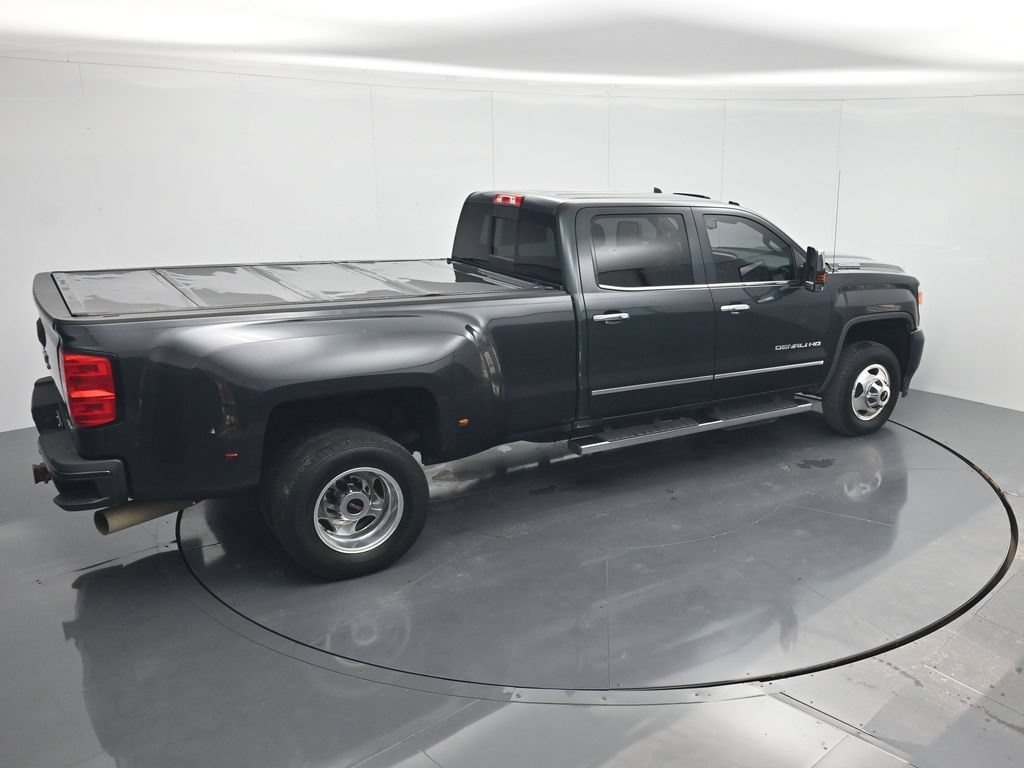 Used 2018 GMC Sierra 3500 Denali w/ Duramax Plus Package AWD/4WD image 33