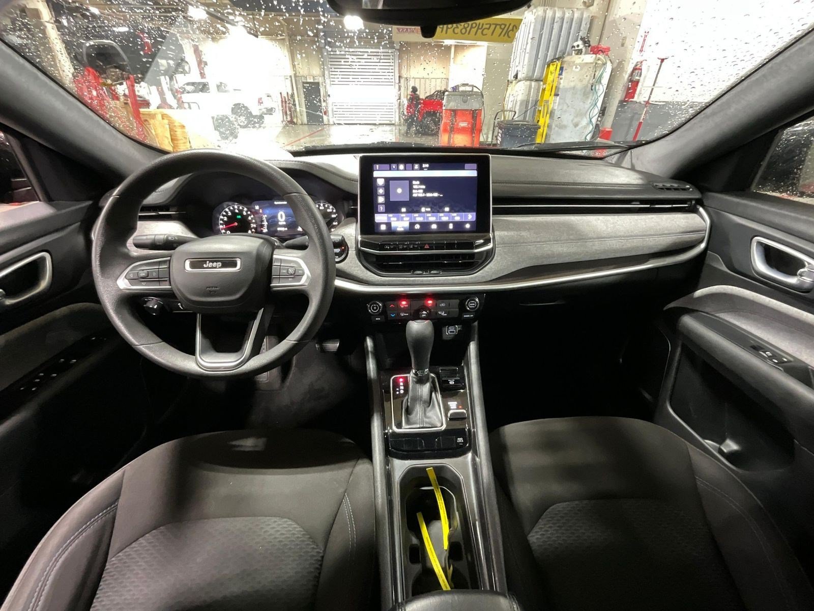 Used 2023 Jeep Compass Sport AWD/4WD image 7