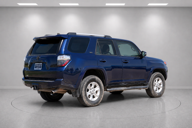 Used 2020 Toyota 4Runner SR5 Premium AWD/4WD image 3