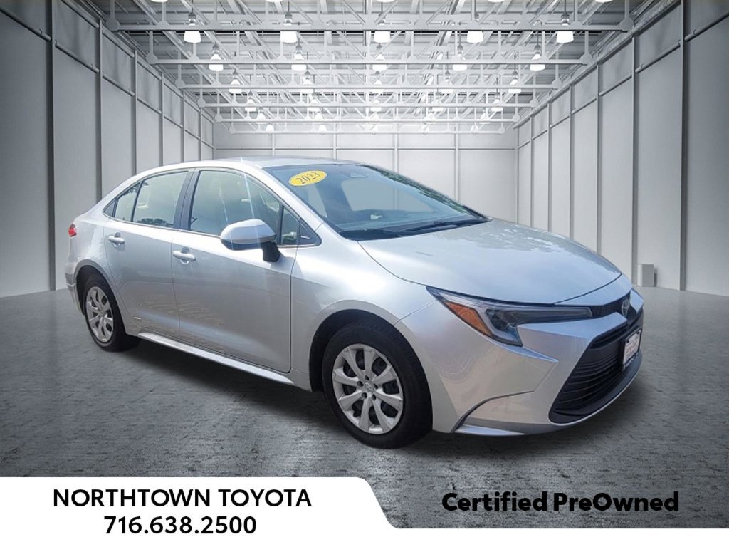 Used 2023 Toyota Corolla LE w/ Carpet Mat Package (TMS) AWD/4WD image 12