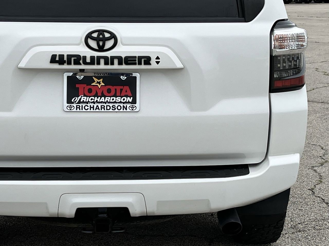 Used 2021 Toyota 4Runner SR5 Premium w/ Moonroof Package AWD/4WD image 6