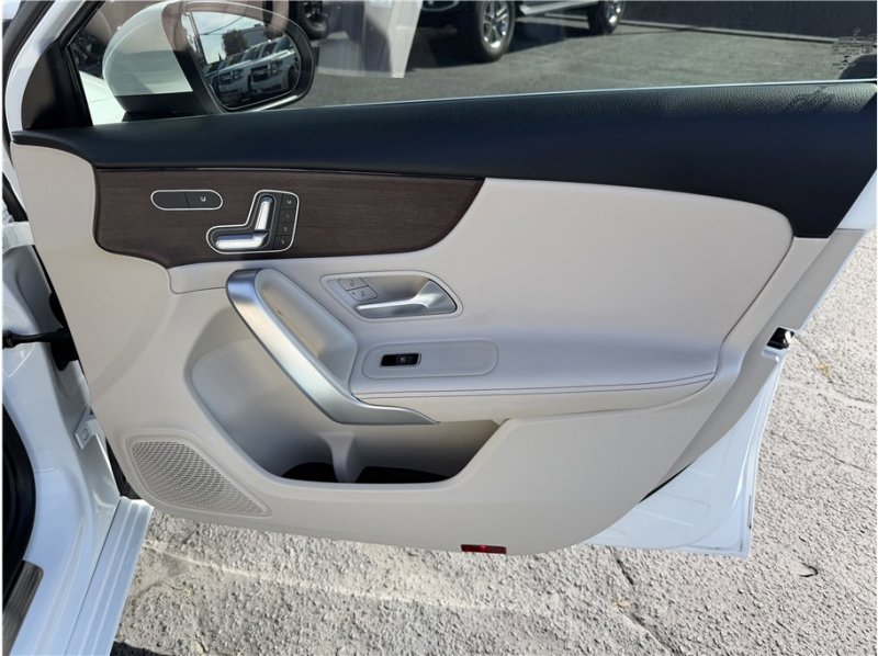 Used 2019 Mercedes-Benz A 220 image 34