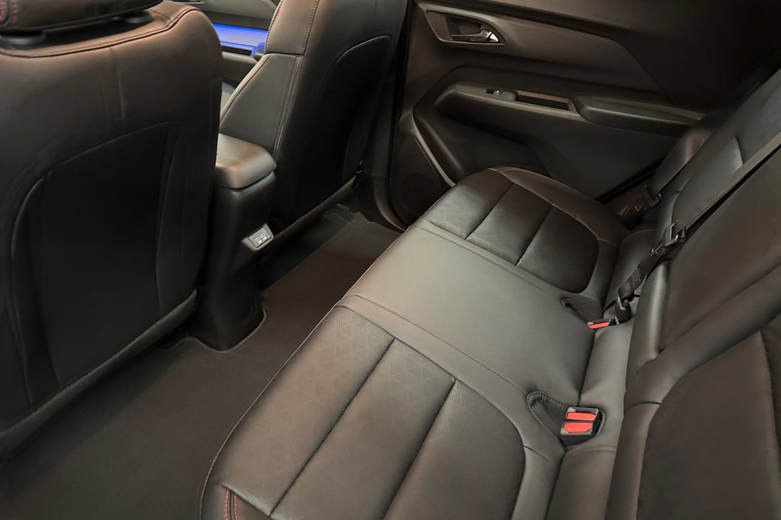 New 2027 Chevrolet Bolt RS FWD image 12