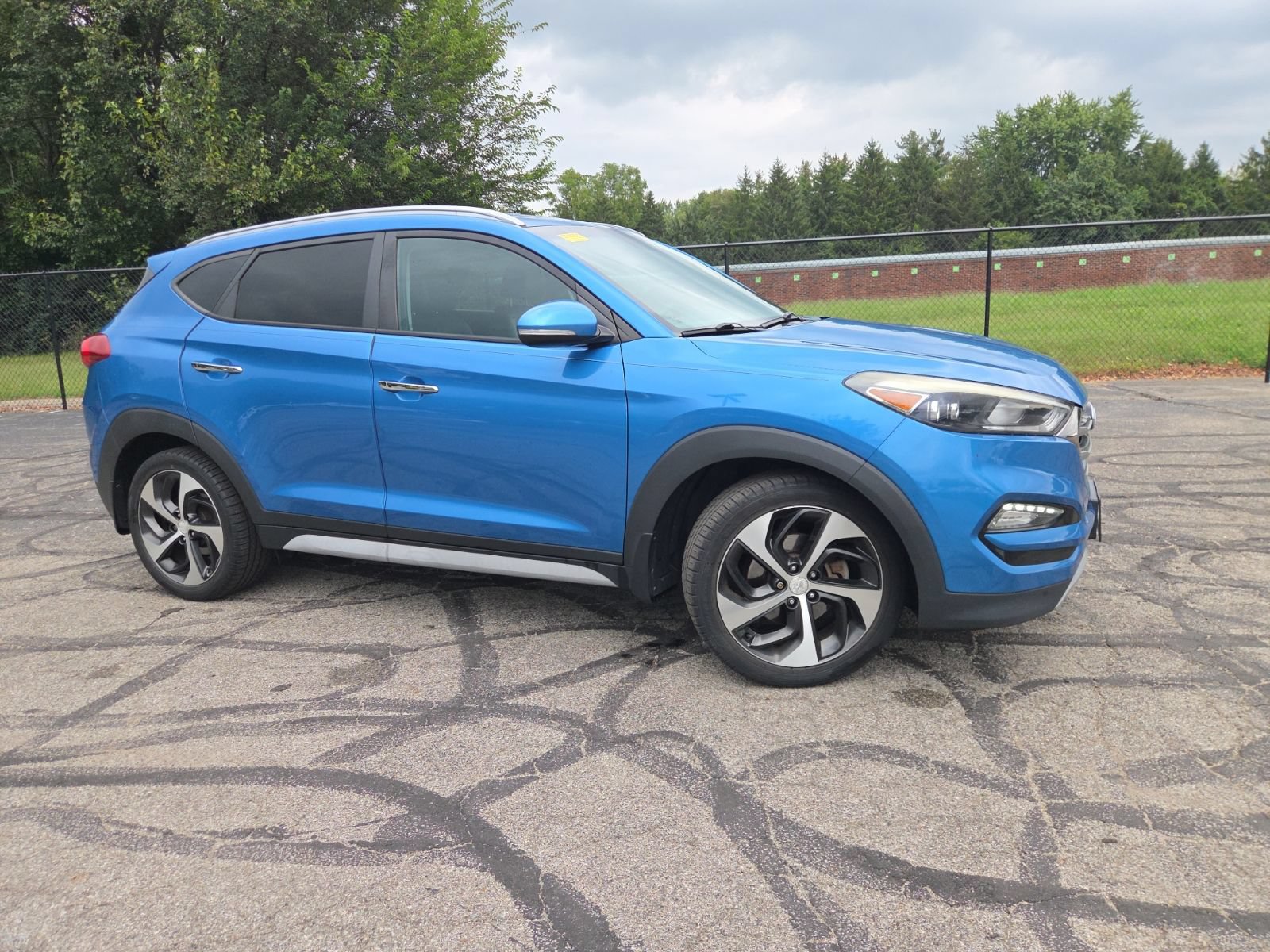 Used 2017 Hyundai Tucson Limited FWD image 3