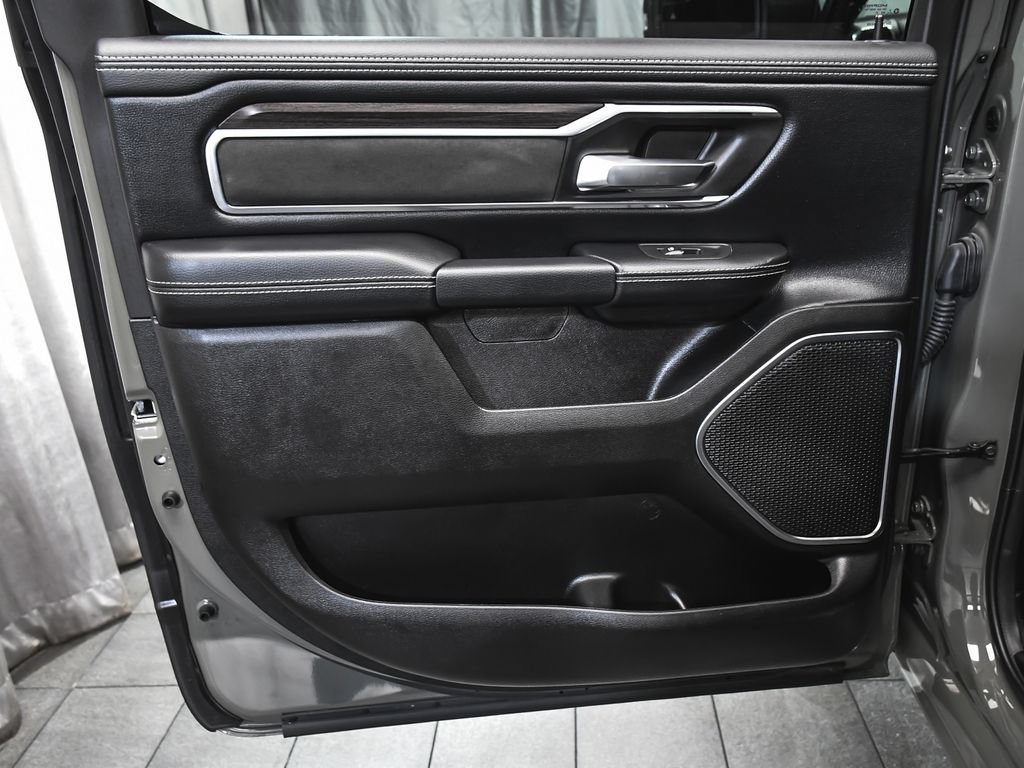 Used 2026 RAM 1500 Laramie AWD/4WD image 11