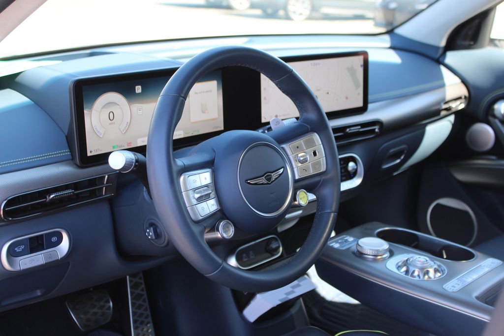 Used 2023 Genesis GV60 Performance image 12