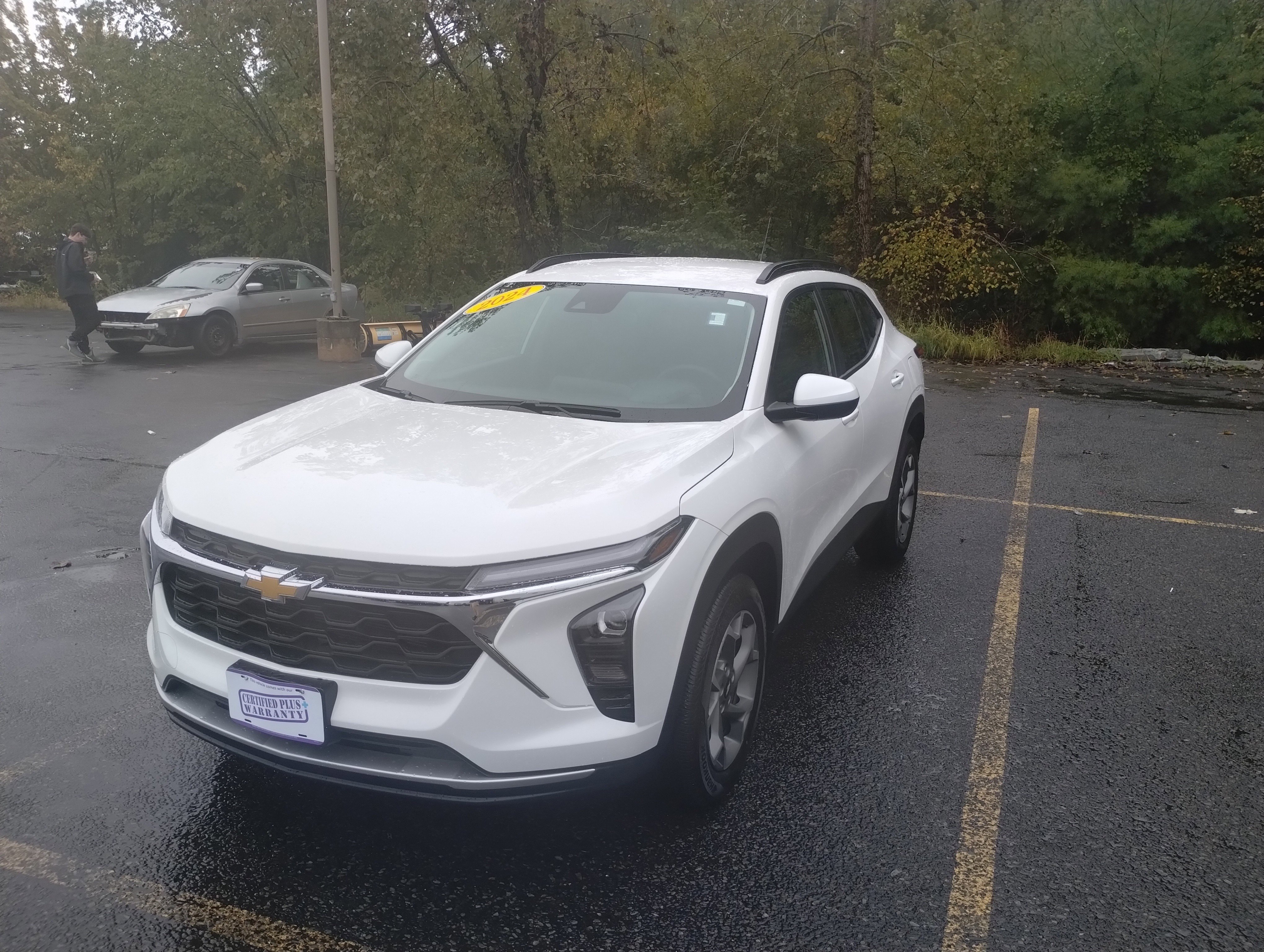 Used 2024 Chevrolet Trax LT w/ Driver Confidence Package image 7